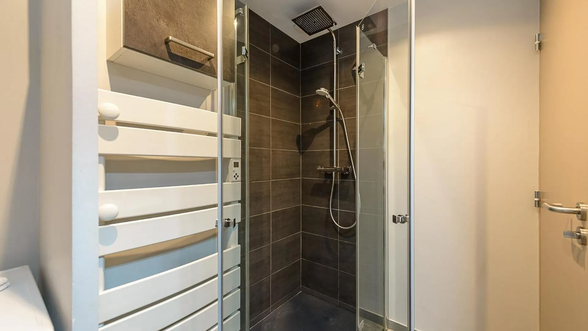 Aux Portes De L'Imperial Palace, Lla Selections By Location Lac Annecy 0*,  France