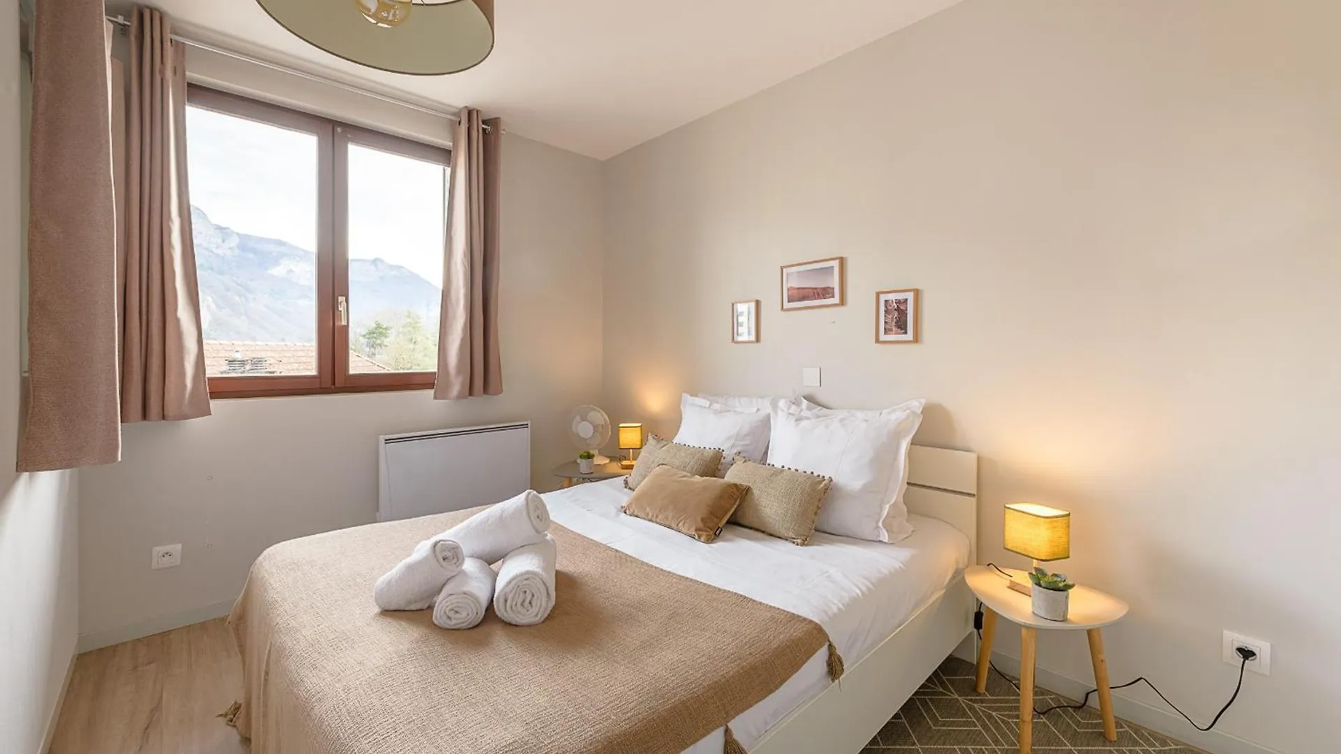 Aux Portes De L'Imperial Palace, Lla Selections By Location Lac Annecy