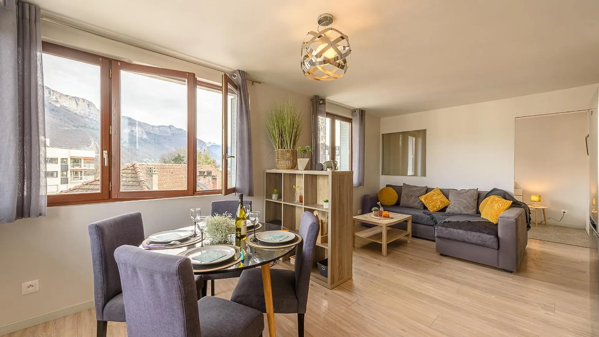 Aux Portes De L'Imperial Palace, Lla Selections By Location Lac Annecy 0*,